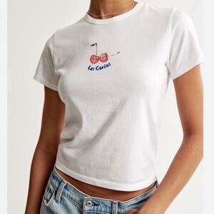 Abercrombie & Fitch T shirt
